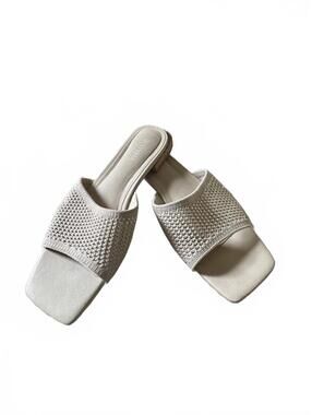 VIVAIA  Square toe sandal size 41